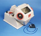 bench-top abrading station
